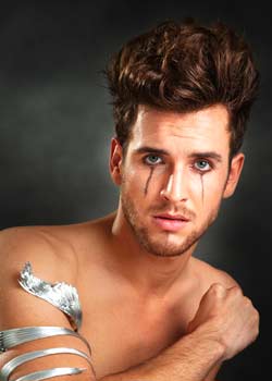 Cabello Tintes Naturales by GIANNI BACH Cabello Tintes Naturales by GIANNI BACH